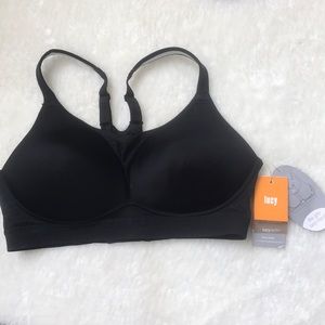 Lucy sports bra